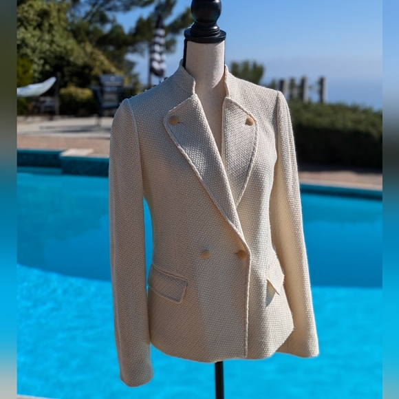 Vince Wool Blazer in Herringbone Tweed Cream - Picture 3 of 13